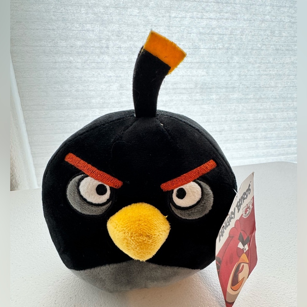 Angry Birds Black Bomb Bird Plush NWT 8" Rovio
Stuffed Toy w/ Tag